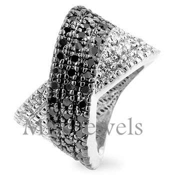 **Gorgeous Cross-Over Design Dress Ring**Size 8